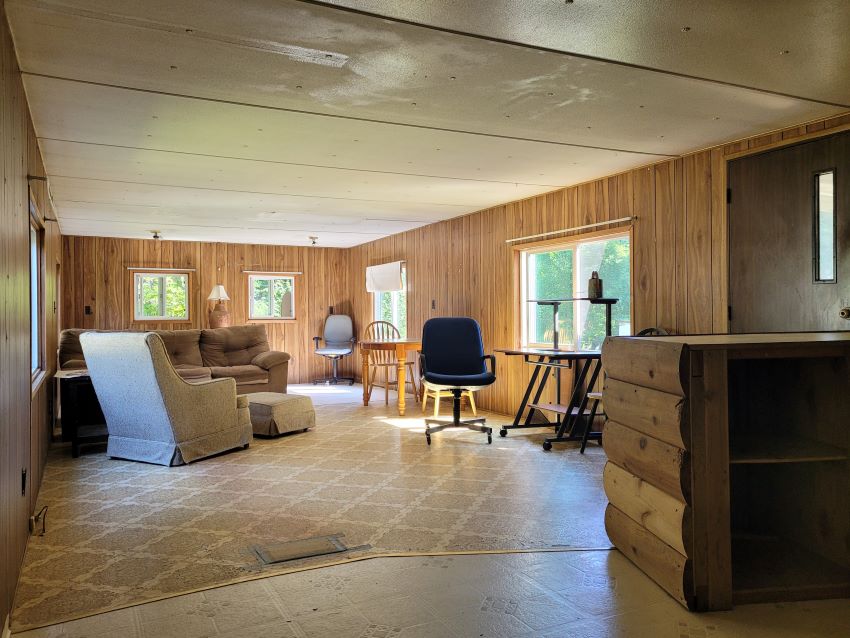 11 McPhetres Rd. Haines Real Estate